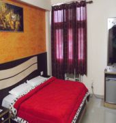 Hotel Suvidha Deluxe Haridwār Zewnętrze zdjęcie